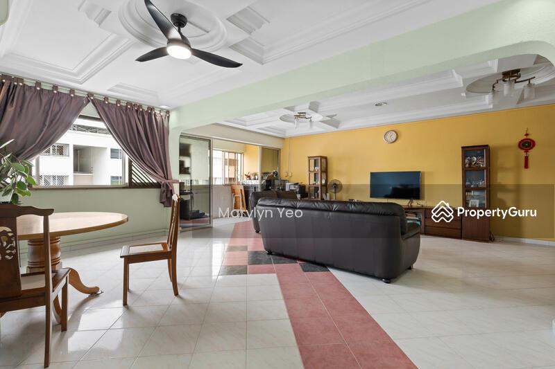 HDB Flat for Sale, 359 Yishun Ring Road, SGD 890,000 | 99-year lease