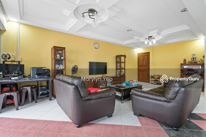 HDB Flat for Sale, 359 Yishun Ring Road, SGD 890,000 | 99-year lease