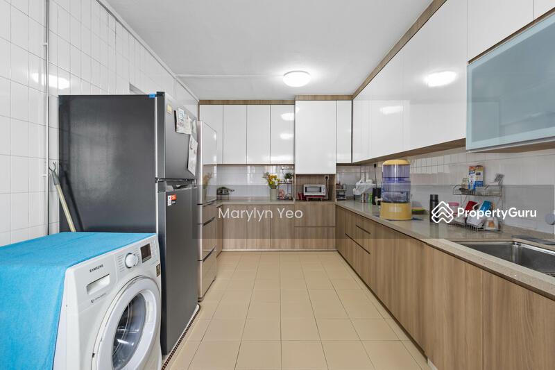 HDB Flat for Sale, 359 Yishun Ring Road, SGD 890,000 | 99-year lease