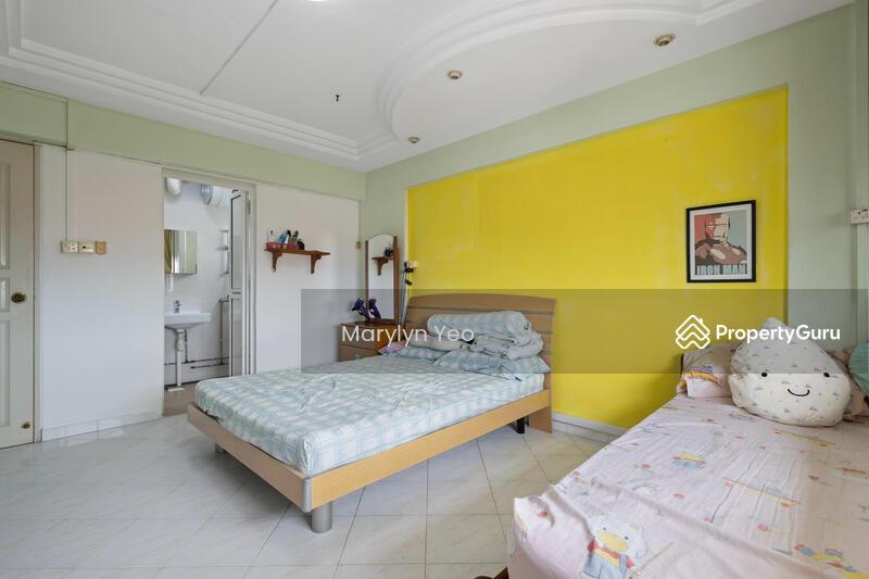 HDB Flat for Sale, 359 Yishun Ring Road, SGD 890,000 | 99-year lease