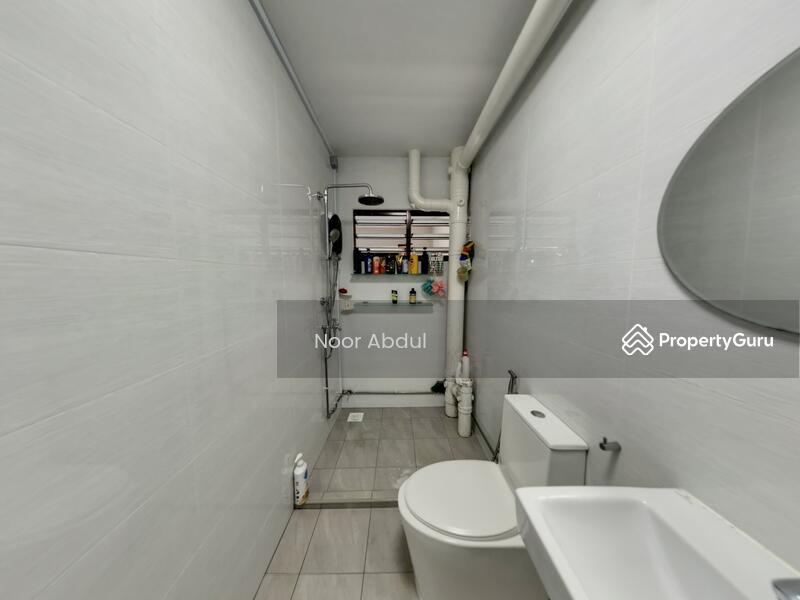 HDB Flat for Sale, 101 Pasir Ris Street 12, SGD 960,000 | 99-year lease