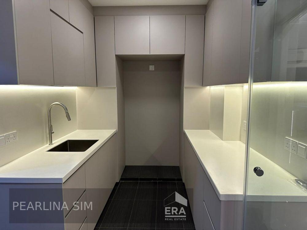 HDB - 3 room for Sale, Pine Close 11 Pine Close, SGD 1,080,000 | Leasehold