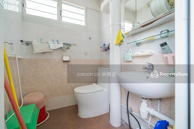 HDB Flat for Sale, 215 Serangoon Avenue 4, SGD 528,000 | 99-year lease