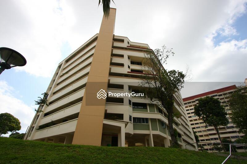 HDB Flat for Sale, 215 Serangoon Avenue 4, SGD 528,000 | 99-year lease