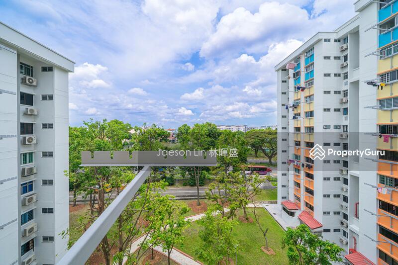 HDB Flat for Sale, 215 Serangoon Avenue 4, SGD 528,000 | 99-year lease