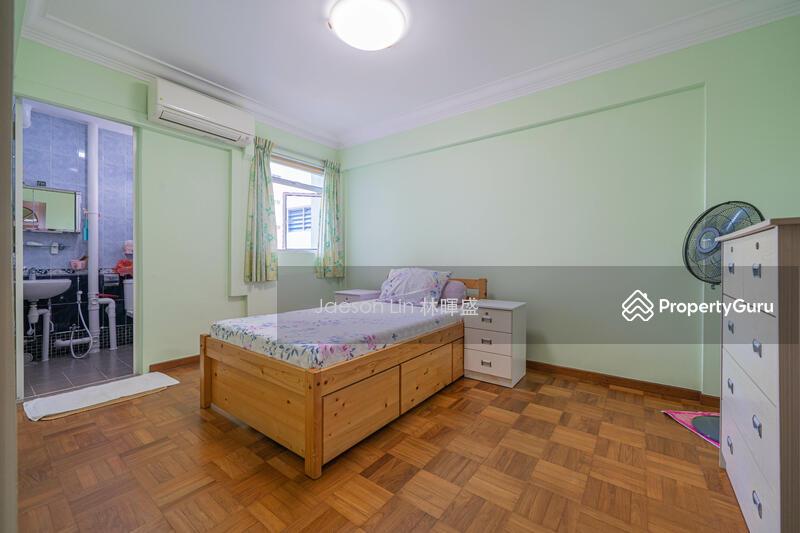HDB Flat for Sale, 215 Serangoon Avenue 4, SGD 528,000 | 99-year lease