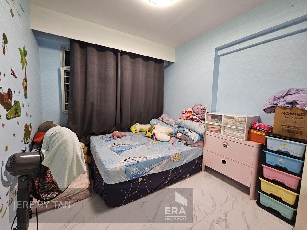 HDB - 3 room for Sale, Buangkok Link 994C Buangkok Link, SGD 728,000 | Leasehold