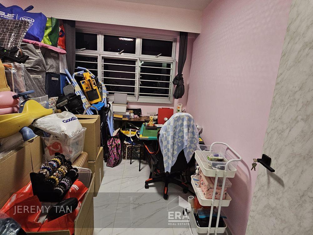 HDB - 3 room for Sale, Buangkok Link 994C Buangkok Link, SGD 728,000 | Leasehold