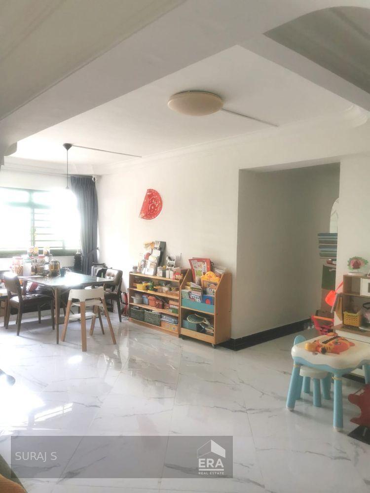 HDB - 3 room for Sale, Tampines Street 72 722 Tampines Street 72, SGD 828,000 | Leasehold
