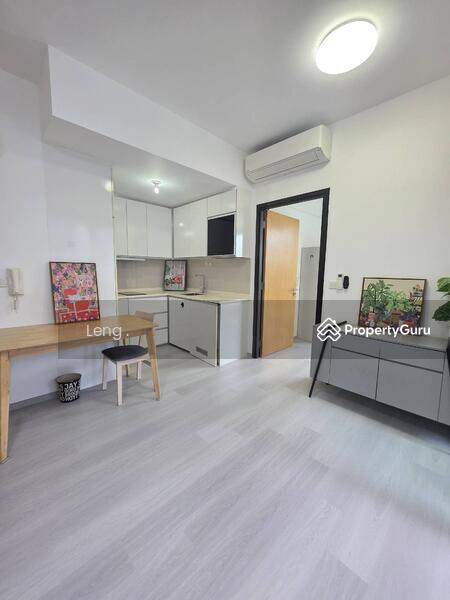 Prop-GPT: Apartment: D10  Loft @ Stevens