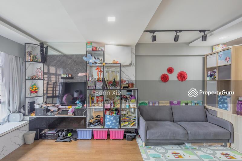 HDB Flat for Sale, 996A Buangkok Crescent, SGD 629,999 | 99-year lease