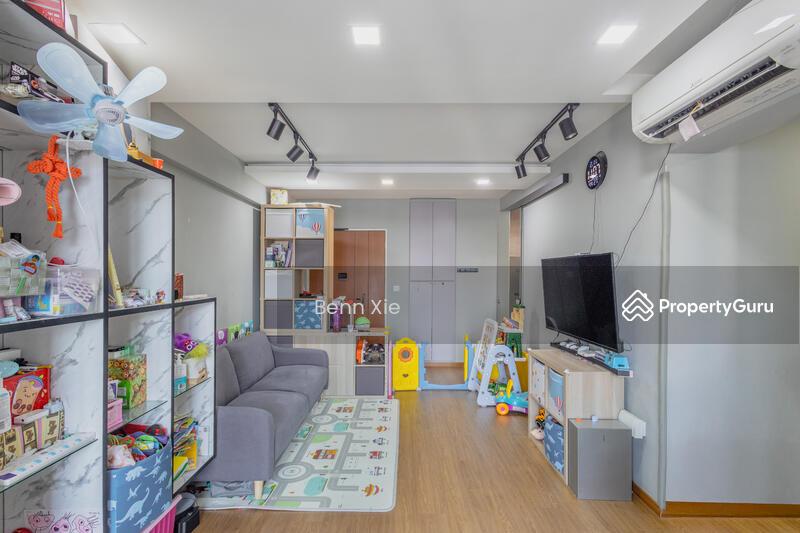 HDB Flat for Sale, 996A Buangkok Crescent, SGD 629,999 | 99-year lease