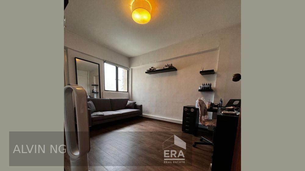 Prop-GPT: HDB - 2 room:   Tampines Street 23 227 Tampines Street 23 For Sale