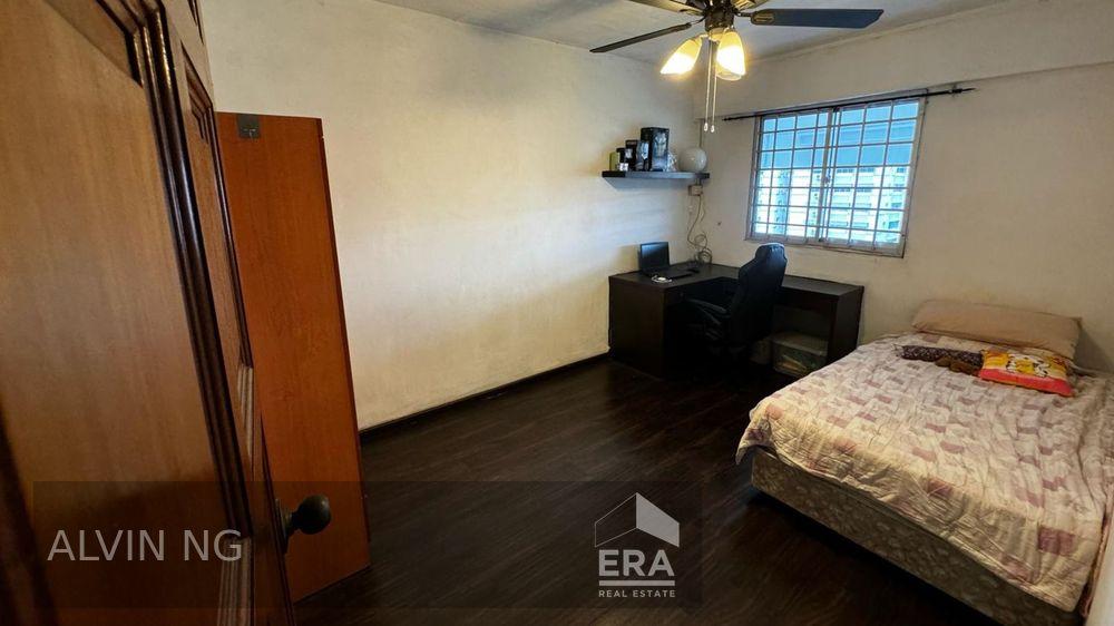 HDB - 2 room for Sale, Tampines Street 23 227 Tampines Street 23, SGD 518,000 | Leasehold