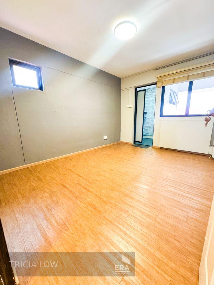 HDB - 3 room for Sale, Hougang Avenue 6 520 Hougang Avenue 6, SGD 590,000 | Leasehold
