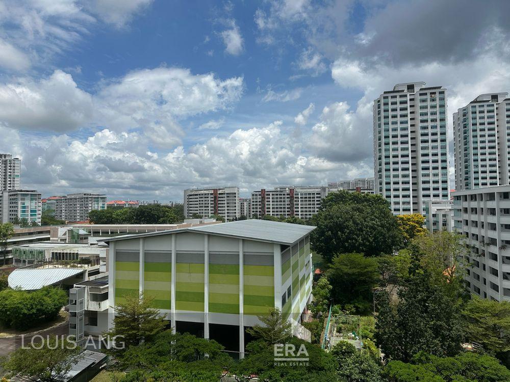 Prop-GPT: HDB - 3 room:   Jurong East Street 21 212 Jurong East Street 21 For Sale