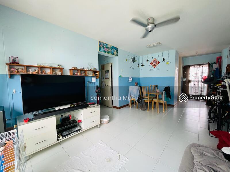 Prop-GPT: HDB Flat: D28 Seletar 443B Fernvale Road