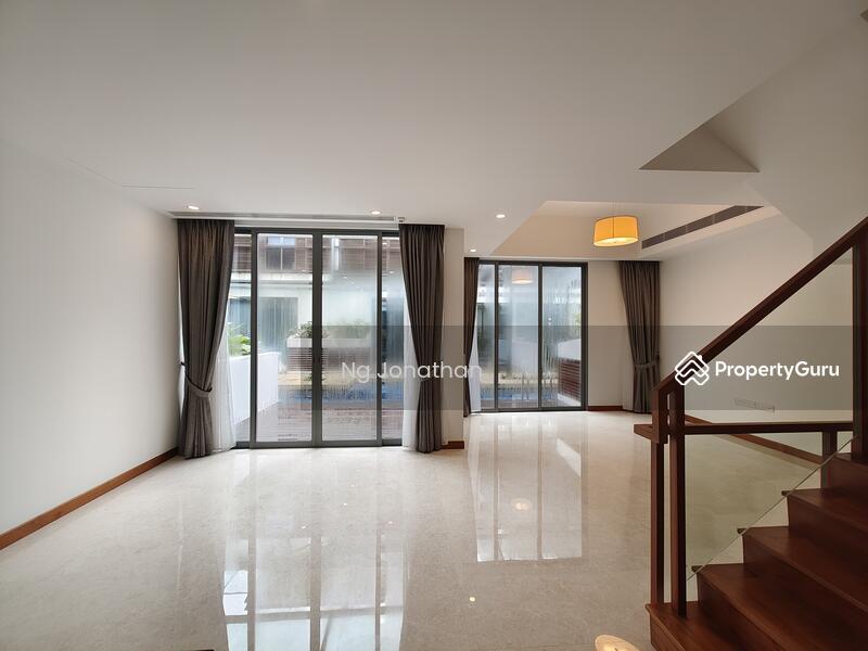 Prop-GPT: Condominium - Cluster House: D11  Greenwood Mews