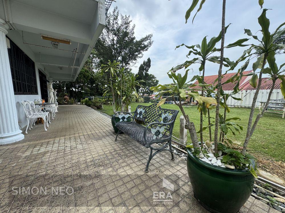 Prop-GPT: Detached: D15  Lorong Siglap For Sale