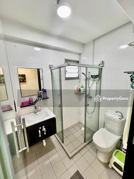 HDB Flat for Sale, 677B Yishun Ring Road, SGD 800,000 | 99-year lease