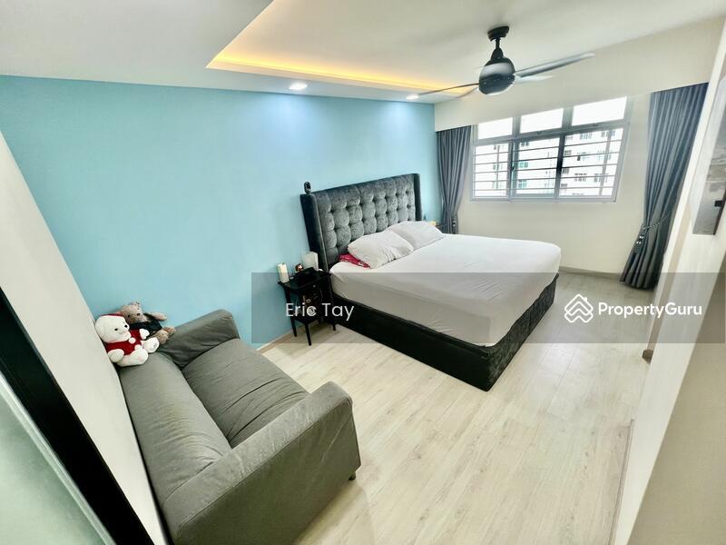 HDB Flat for Sale, 677B Yishun Ring Road, SGD 800,000 | 99-year lease