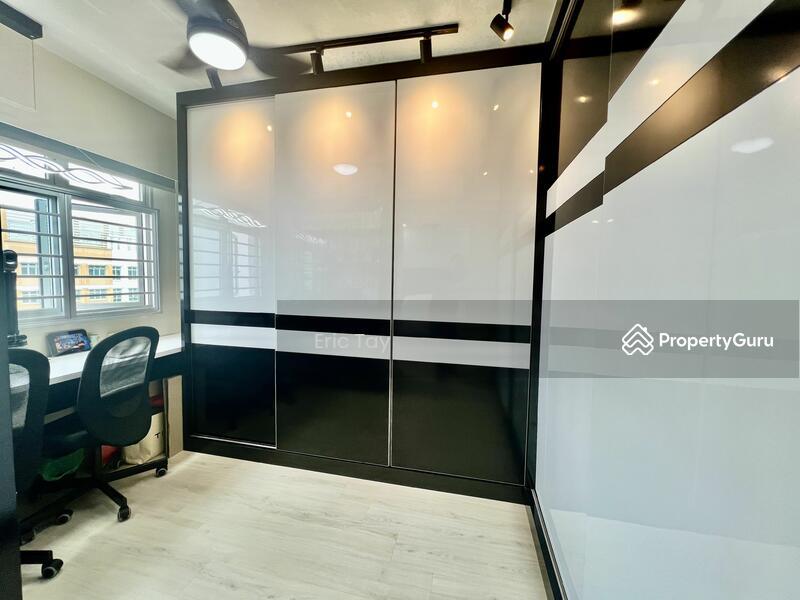 HDB Flat for Sale, 677B Yishun Ring Road, SGD 800,000 | 99-year lease