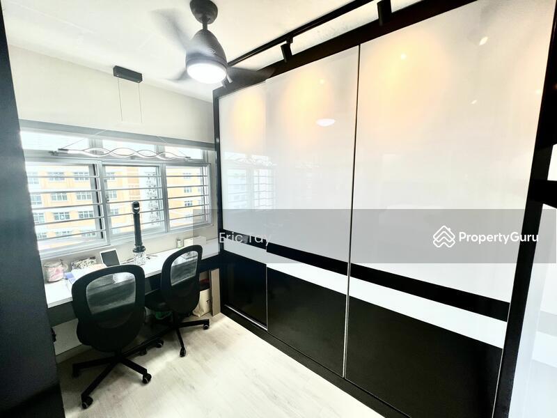 HDB Flat for Sale, 677B Yishun Ring Road, SGD 800,000 | 99-year lease