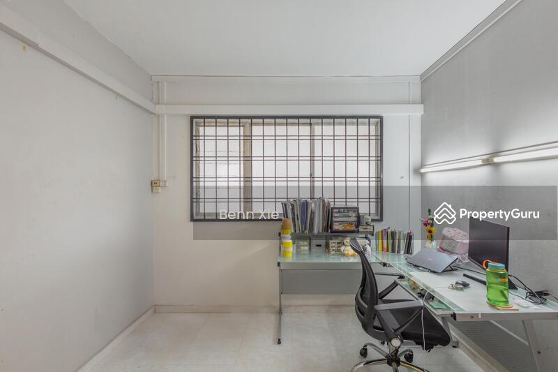 HDB Flat for Sale, 308 Woodlands Avenue 1, SGD 799,999 | 99-year lease