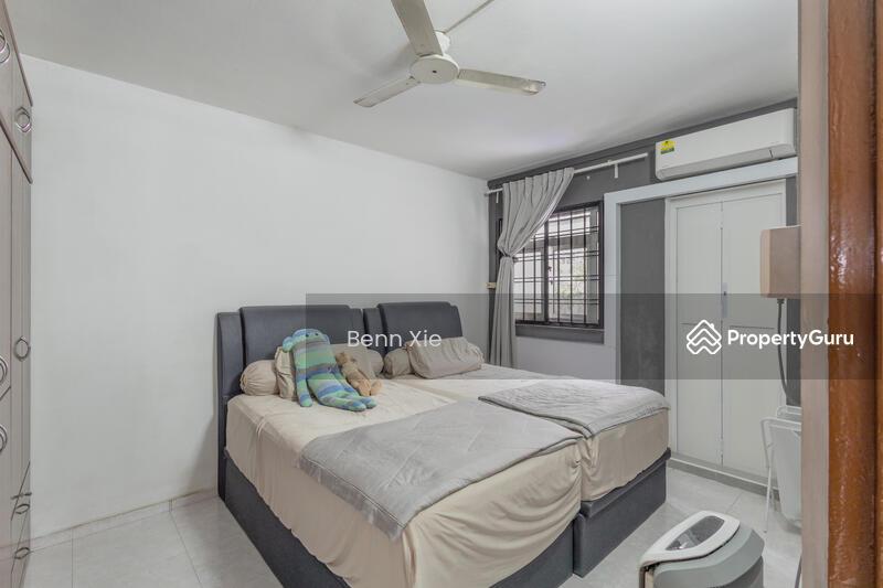 HDB Flat for Sale, 308 Woodlands Avenue 1, SGD 799,999 | 99-year lease