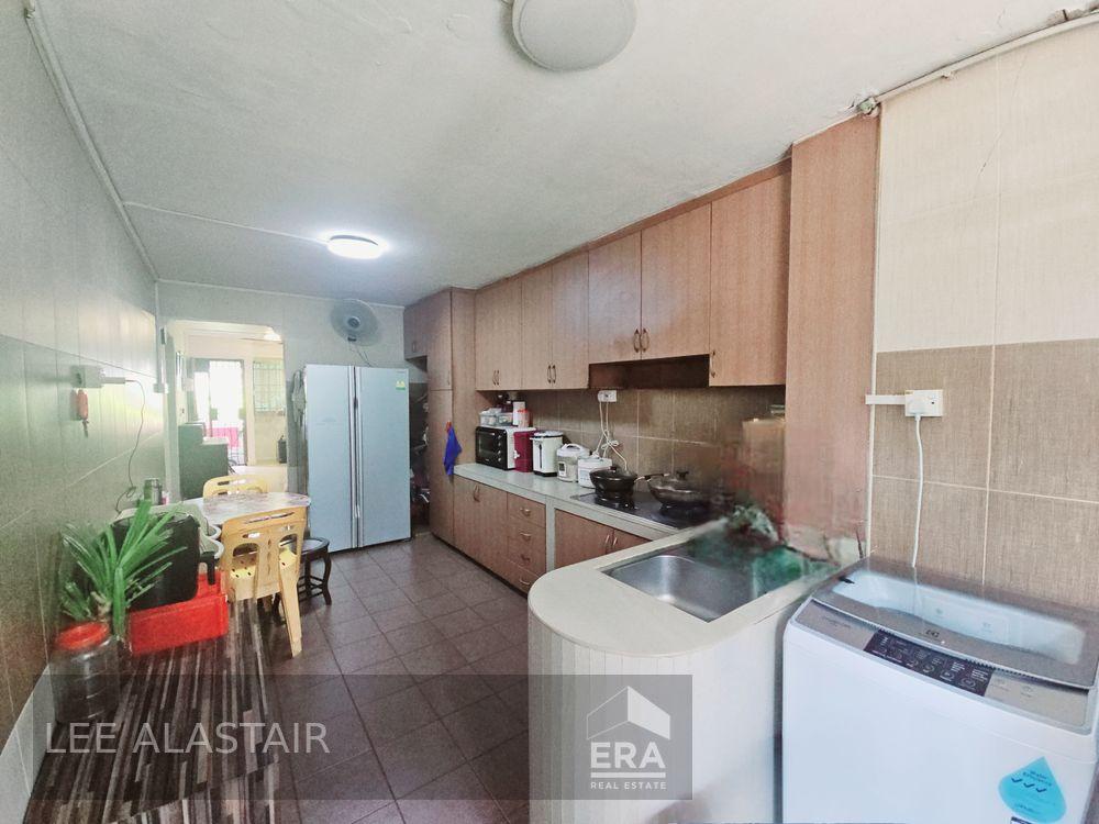 HDB - 2 room for Sale, Ang Mo Kio Avenue 4 156 Ang Mo Kio Avenue 4, SGD 390,000 | Leasehold