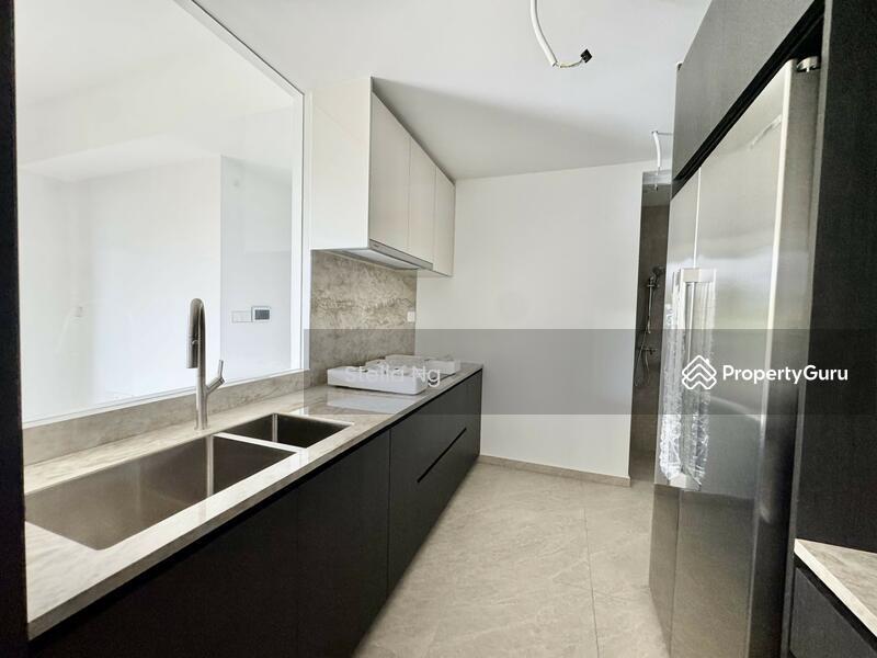 Condominium for Sale, Liv @ Mb, SGD 3,450,000 | 99-year lease