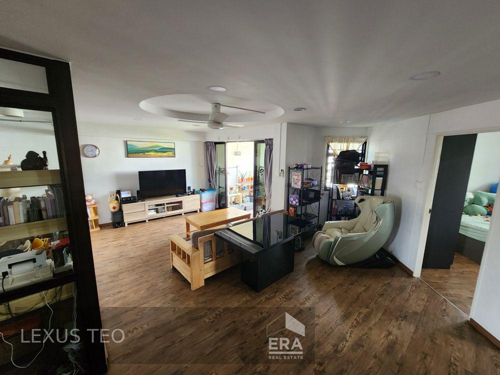 Prop-GPT: HDB - 4 room:   Compassvale Street 250A Compassvale Street For Sale