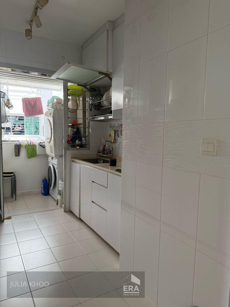 HDB - 2 room for Sale, Fajar Road 442B Fajar Road, SGD 520,000 | Leasehold