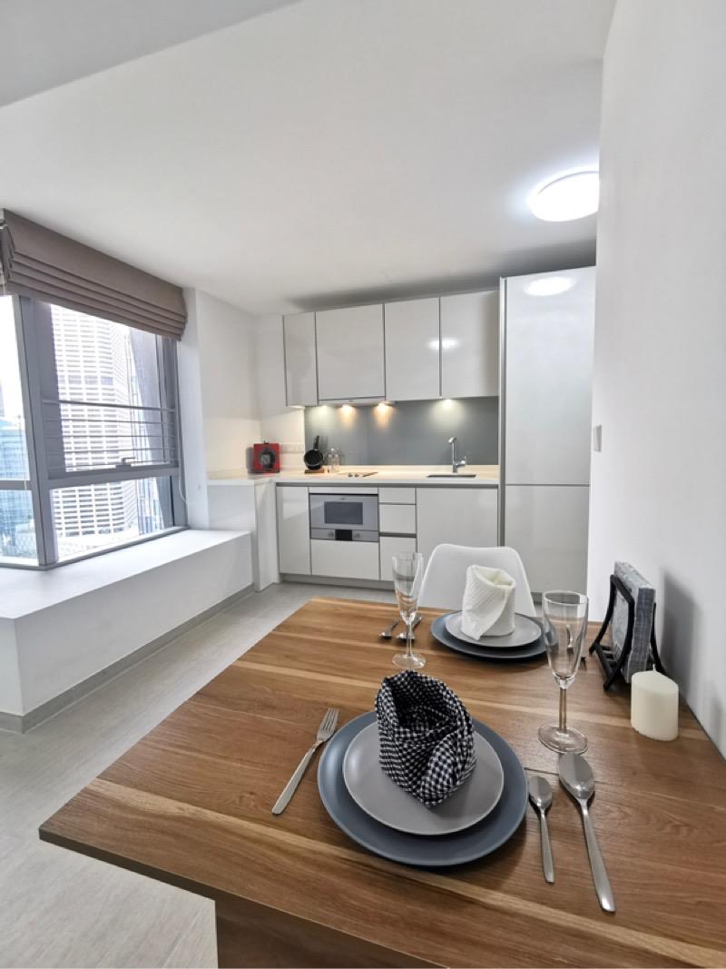 Condominium for Sale, V on Shenton Condominium For Sale, $1,550,000, 1 Bed 1 Bath 743 sqft $2,086.00 psf, SGD 1,550,000 | 99-year Leasehold
