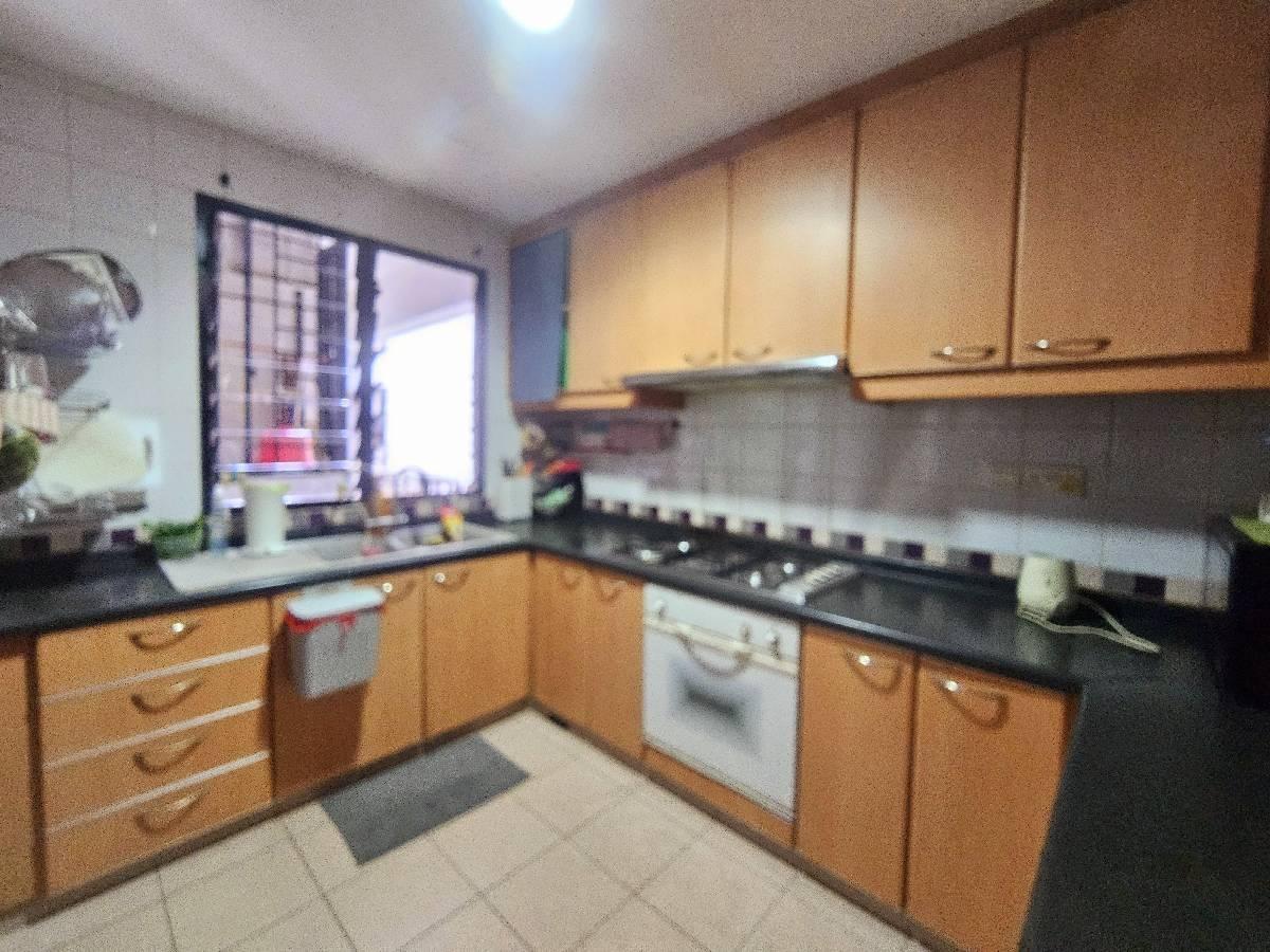 Condominium for Sale, Woodsvale Condominium For Sale, $1,280,000, 3 Bed 3 Bath 1,281 sqft $999.00 psf, SGD 1,280,000 | 99-year Leasehold