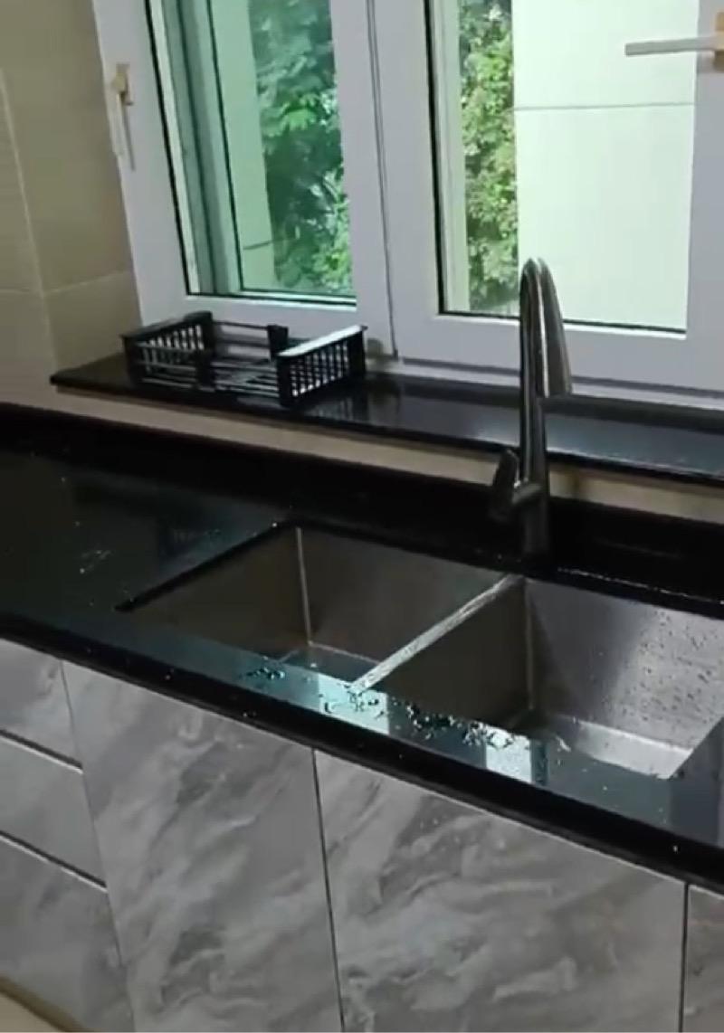 Condominium for Sale, Summerhill Condominium For Sale, $2,450,000, 3 Bed 3 Bath 1,302 sqft $1,882.00 psf, SGD 2,450,000