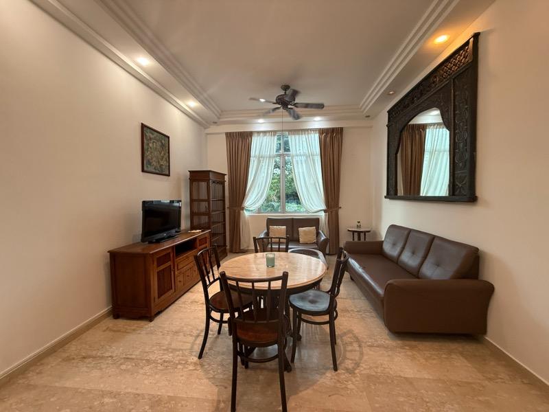 Apartment for Sale, The Daffodil Apartment For Sale, $1,100,000, 2 Bed 2 Bath 689 sqft $1,597.00 psf, SGD 1,100,000 | Freehold