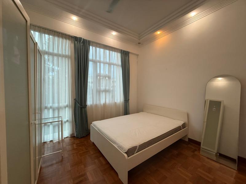 Apartment for Sale, The Daffodil Apartment For Sale, $1,100,000, 2 Bed 2 Bath 689 sqft $1,597.00 psf, SGD 1,100,000 | Freehold