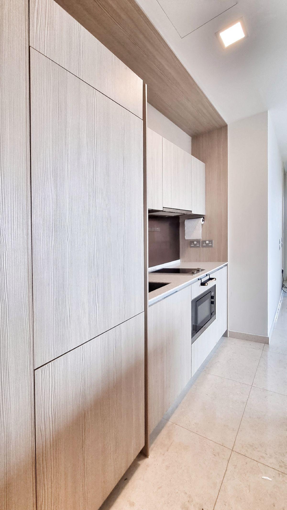 Condominium for Sale: D07, 189350