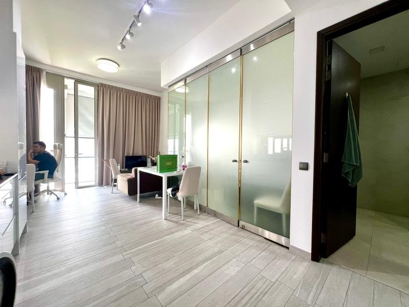 Kallang Riverside Condominium For Sale, $1,300,000, 1 Bed 1 Bath 517 sqft $2,515.00 psf