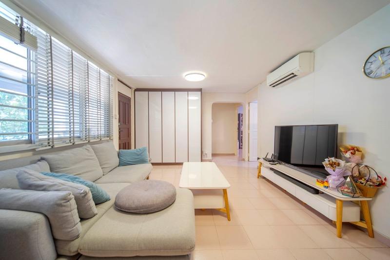 Prop-GPT: HDB Apartment: D03  43 Lengkok Bahru