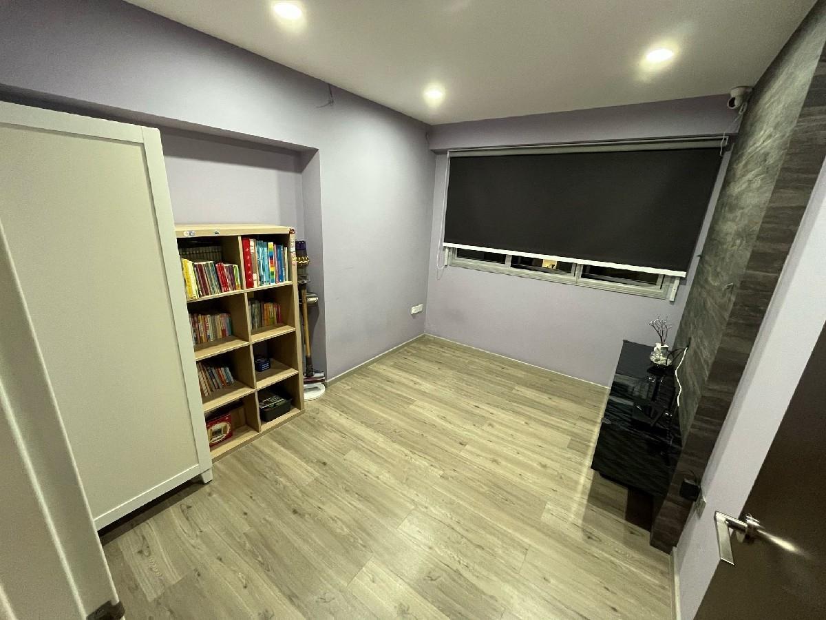 HDB Apartment for Sale, 82B Circuit Road HDB Apartment For Sale, $1,100,000, 3 Bed 2 Bath 1,001 sqft $1,099.00 psf, SGD 1,100,000 | 99-year Leasehold