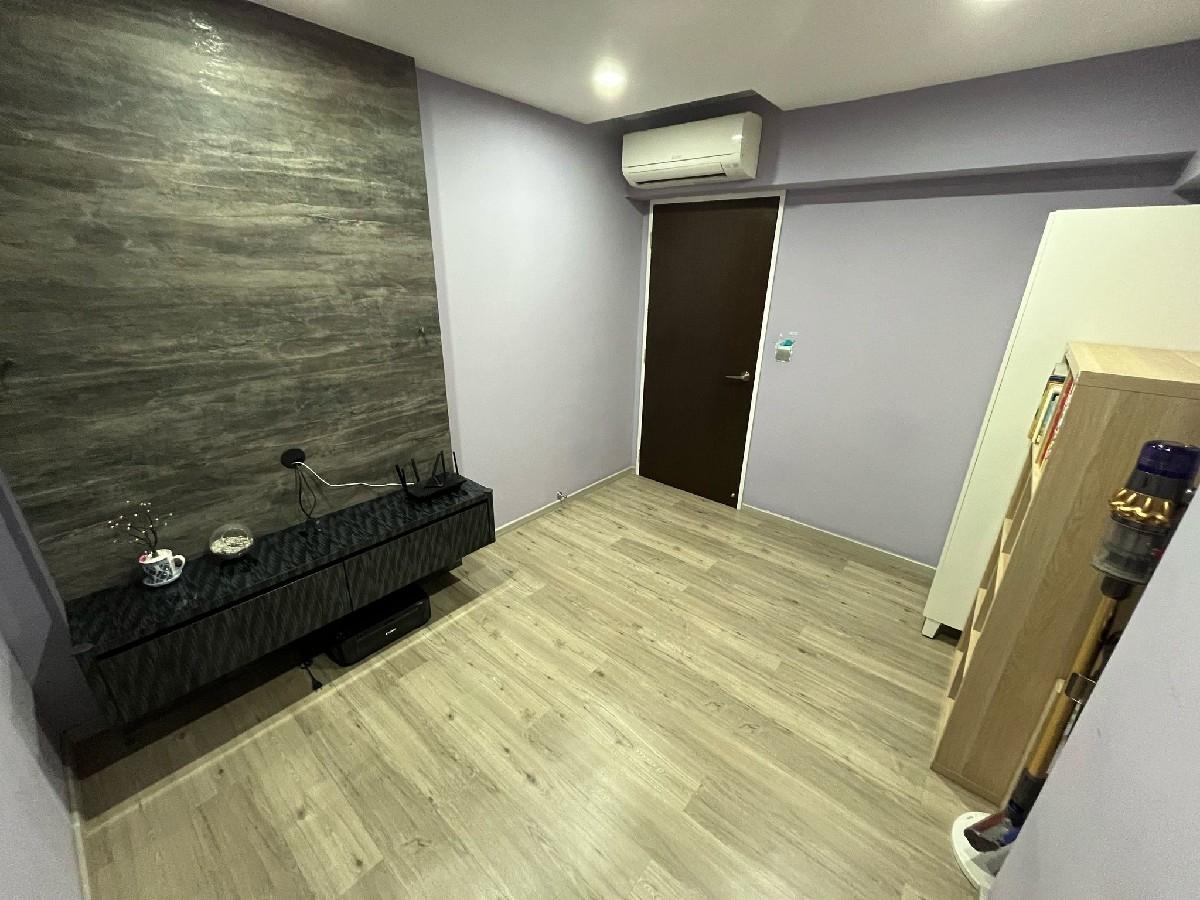 HDB Apartment for Sale, 82B Circuit Road HDB Apartment For Sale, $1,100,000, 3 Bed 2 Bath 1,001 sqft $1,099.00 psf, SGD 1,100,000 | 99-year Leasehold