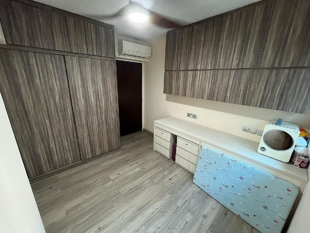 HDB Apartment for Sale, 82B Circuit Road HDB Apartment For Sale, $1,100,000, 3 Bed 2 Bath 1,001 sqft $1,099.00 psf, SGD 1,100,000 | 99-year Leasehold