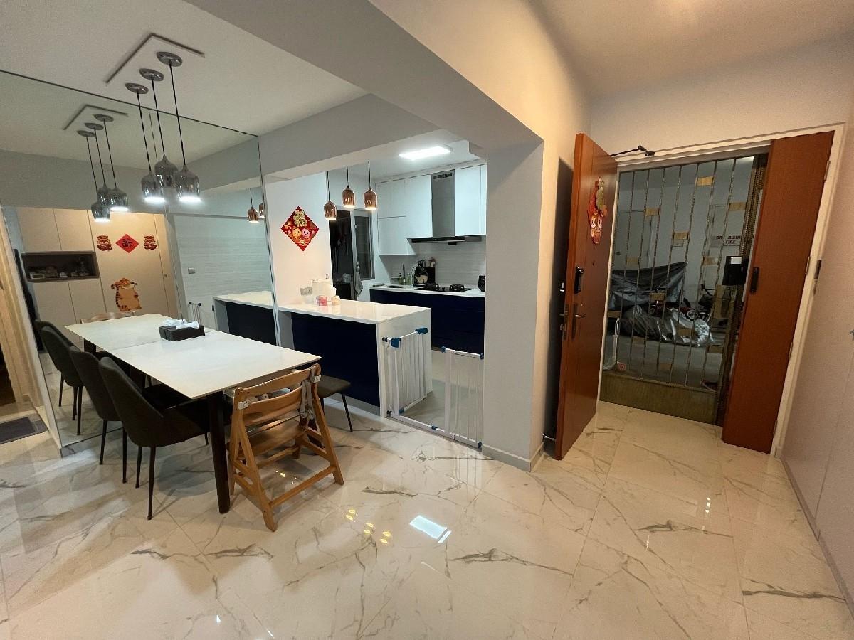 HDB Apartment for Sale, 82B Circuit Road HDB Apartment For Sale, $1,100,000, 3 Bed 2 Bath 1,001 sqft $1,099.00 psf, SGD 1,100,000 | 99-year Leasehold
