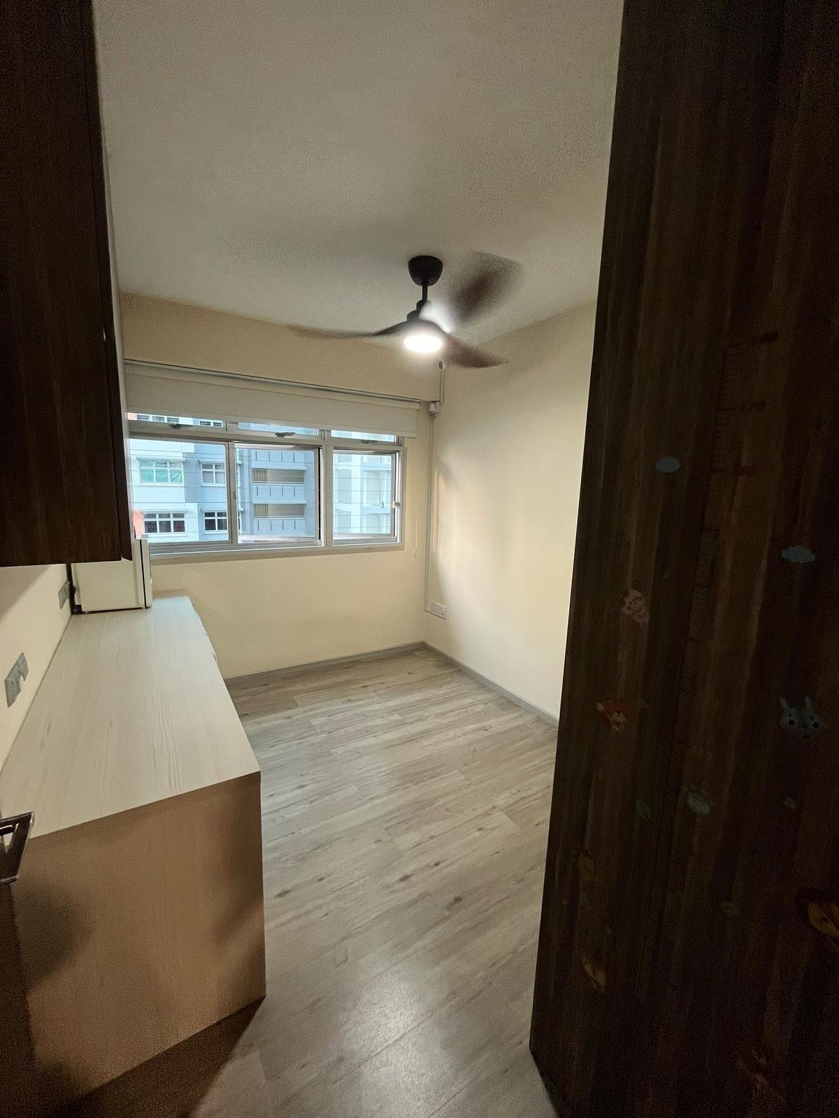 HDB Apartment for Sale, 82B Circuit Road HDB Apartment For Sale, $1,100,000, 3 Bed 2 Bath 1,001 sqft $1,099.00 psf, SGD 1,100,000 | 99-year Leasehold