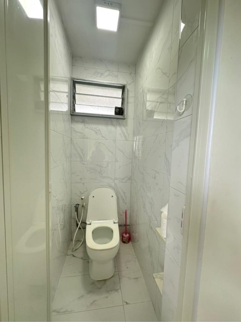 HDB Apartment for Sale, 31 Telok Blangah Rise HDB Apartment For Sale, $460,000, 2 Bed 1 Bath 635 sqft $724.00 psf, SGD 460,000 | 99-year Leasehold