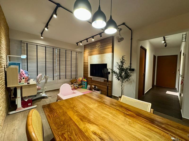 HDB Apartment for Sale: Punggol, D19, 823261