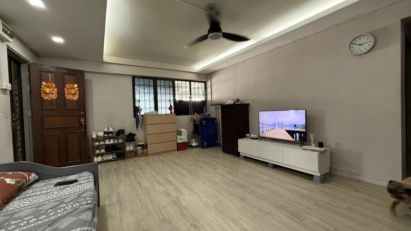 Prop-GPT: HDB Apartment: D16  547 Bedok North Street 3