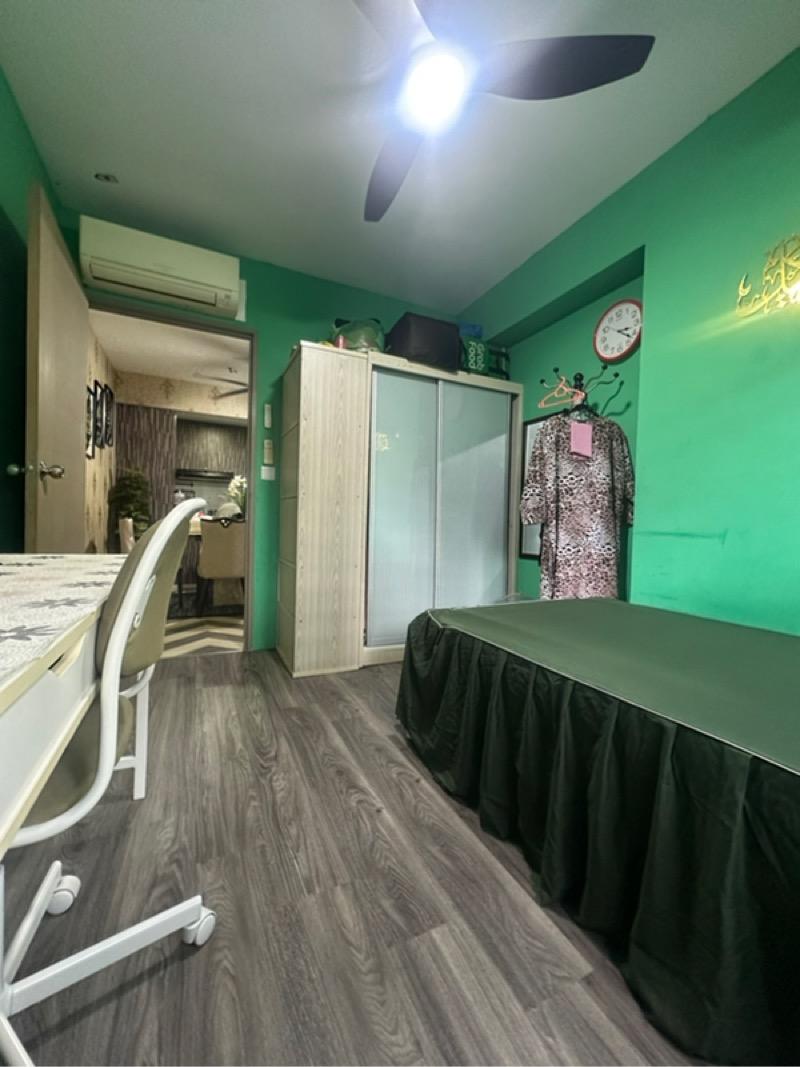 HDB Apartment for Sale, 608C Tampines North Drive 1 HDB Apartment For Sale, $850,000, 4 Bed 3 Bath 1,291 sqft $658.00 psf, SGD 850,000 | 99-year Leasehold